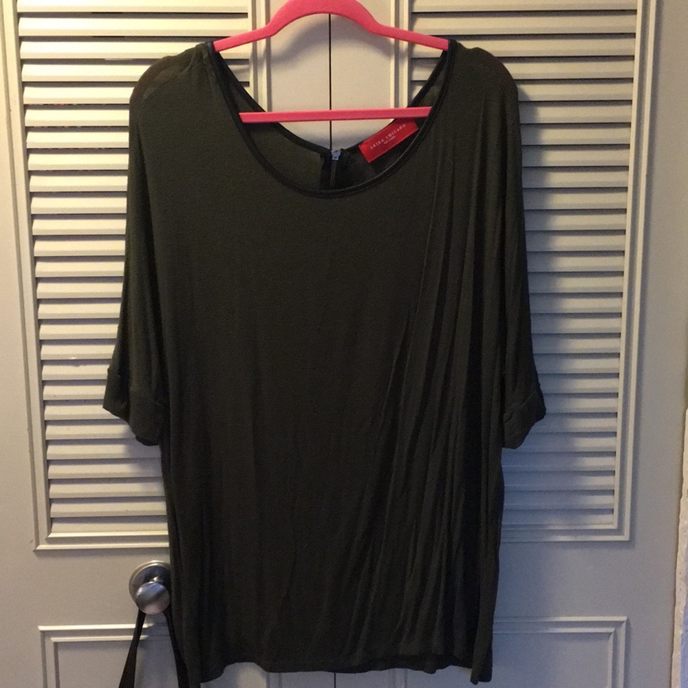 Army Green Half Sleeve AKIRA Top